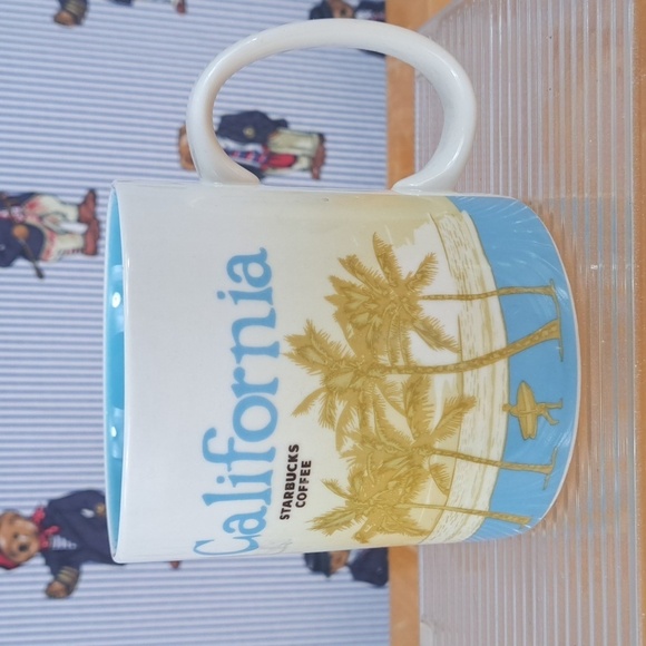 Set of 2 Starbucks collectors series 16oz coffee mugs California 2011 Miami 2012 - Picture 5 of 8